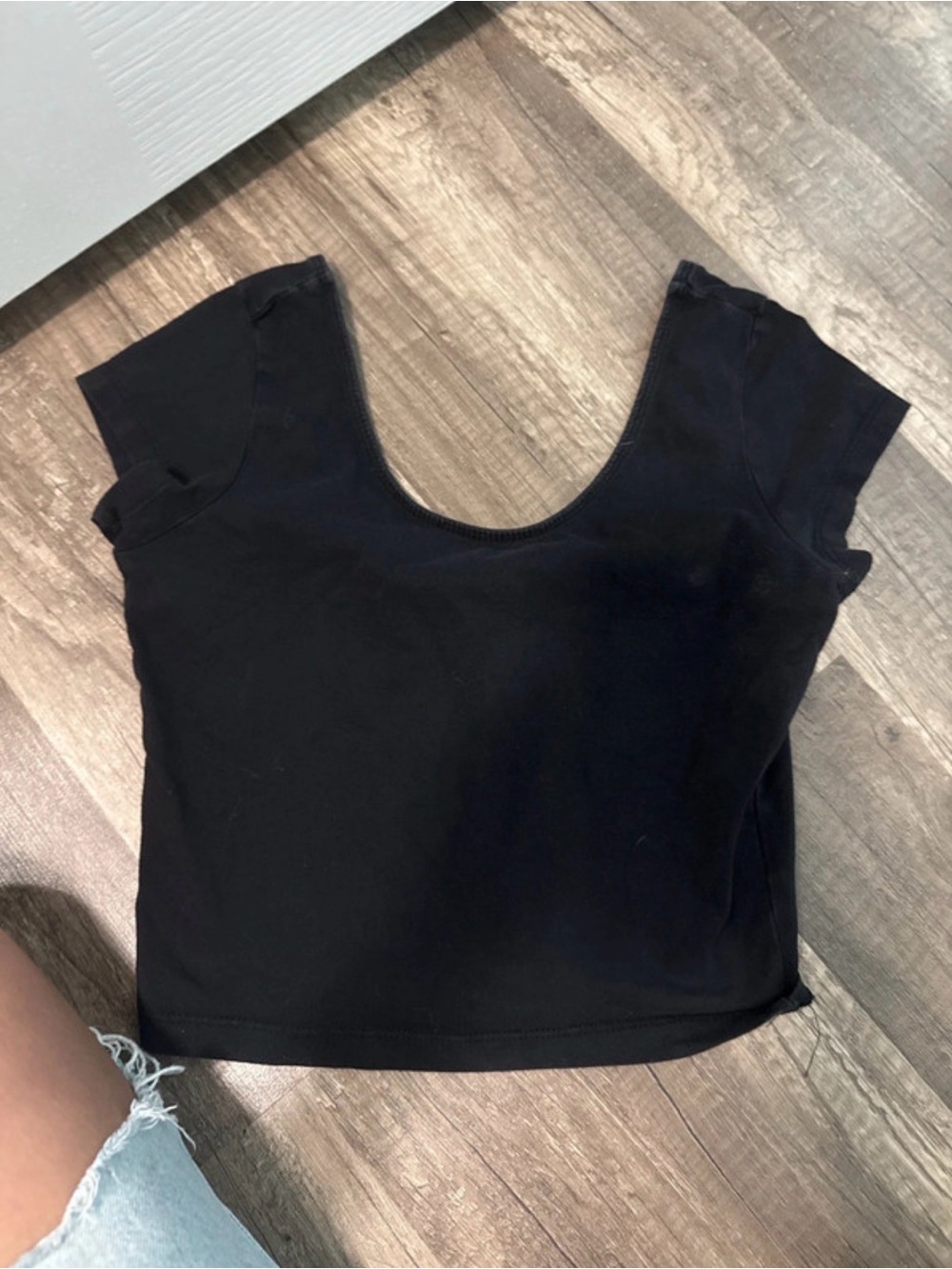 Charlotte Russe Black Scoop Neck Crop Top